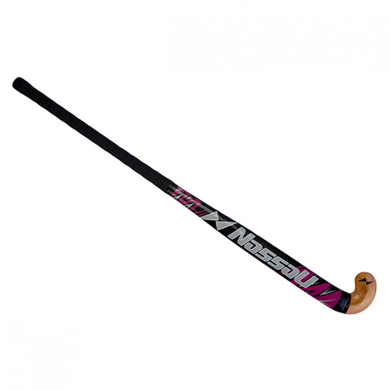 PALO-DE-HOCKEY-NASSAU-ATTACK