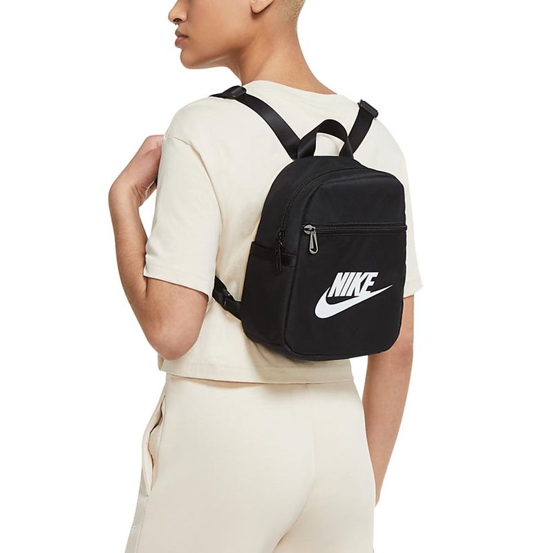 MOCHILA-NIKE-FUTURA-365-MINI