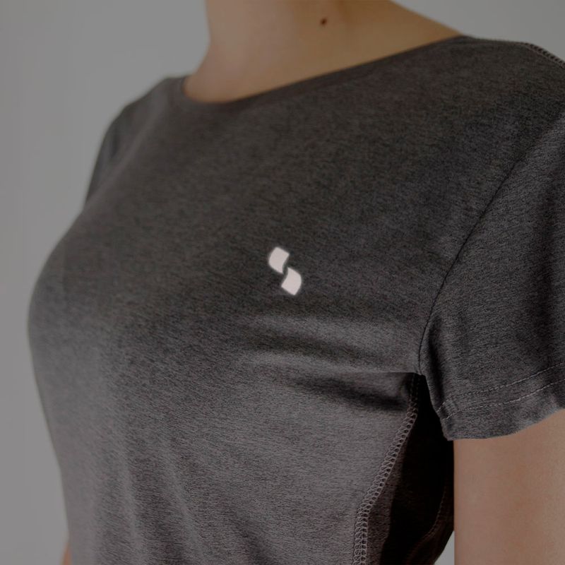 Remera-Hifel-Diferenciada-Mujer