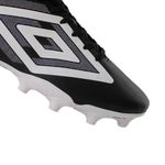Botin-Campo-Umbro-Beat-Hombre