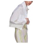 Campera-Mujer-adidas-Windbreaker