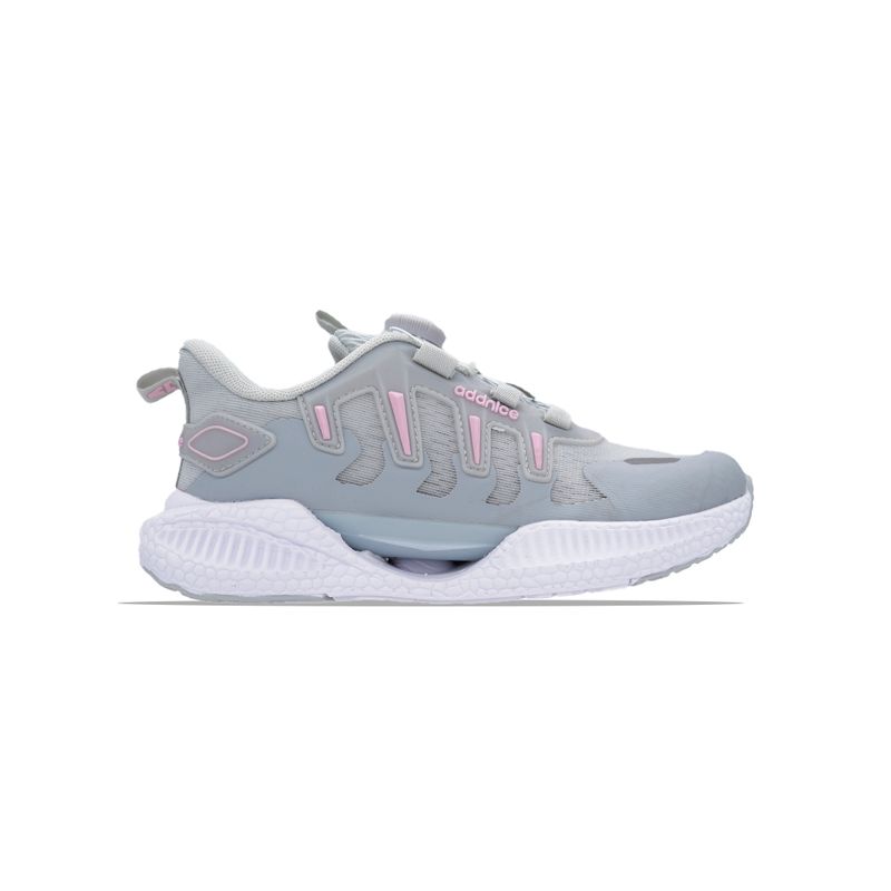 MAEGK168C9A74-1.jpg