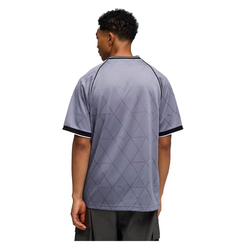 692177-65-2.jpg
